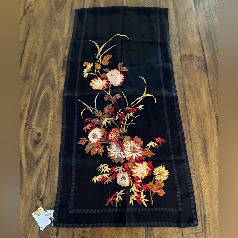 Talbots Silk Scarf - Picture 2 of 6